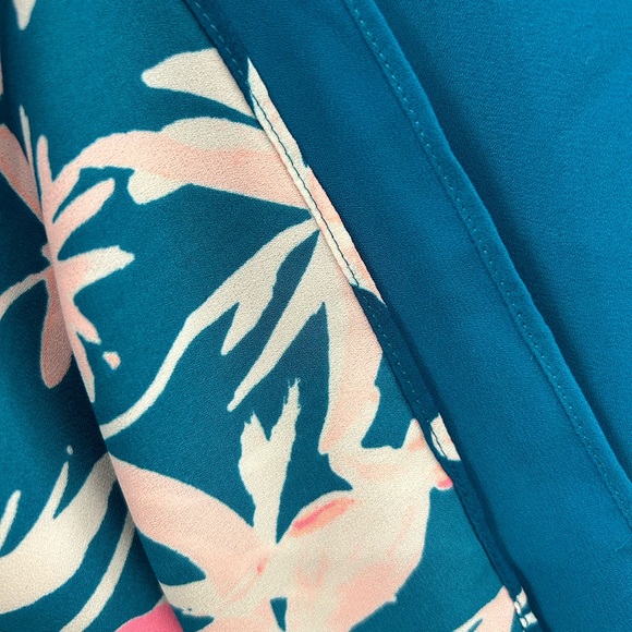 🛑SOLD🛑 Lilly Pulitzer Florin Reversible Top (small) - Excellent - Picture 5 of 5